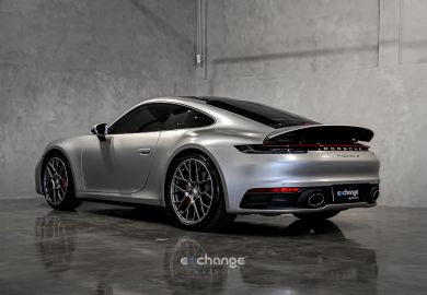 Porsche 911 Carrera S 2021 Prata GT