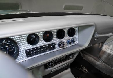 Pontiac Pontiac Coupe Turbo Pace Car (Chassi 2X) 1980 Branco Cameo