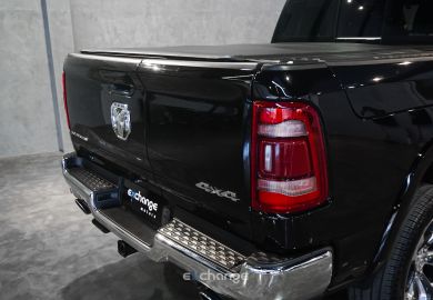 RAM RAM 1500 Limited HEMI 5.7 2024 Preto