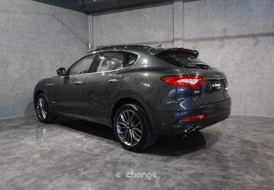 Maserati Maserati Levante SQ4 2018 Cinza Grigio Maratea Metallescent