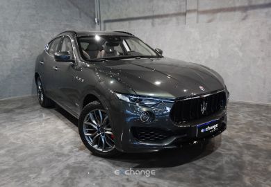 Maserati Maserati Levante SQ4 2018 Cinza Grigio Maratea Metallescent