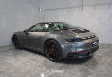 Porsche 911 Targa 4 GTS (992.1) 2022 Verde Aventurini