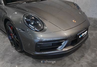 Porsche 911 Targa 4 GTS (992.1) 2022 Verde Aventurini