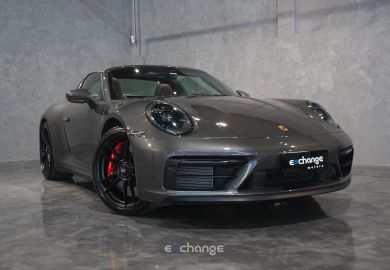 Porsche 911 Targa 4 GTS (992.1) 2022 Verde Aventurini