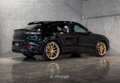 Porsche Cayenne Turbo GT 2023 Chromite Black Metallic