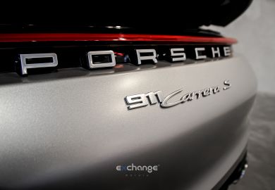 Porsche 911 Carrera S 2021 Prata GT