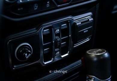 Jeep Wrangler Sahara Unlimited 2020 Preto